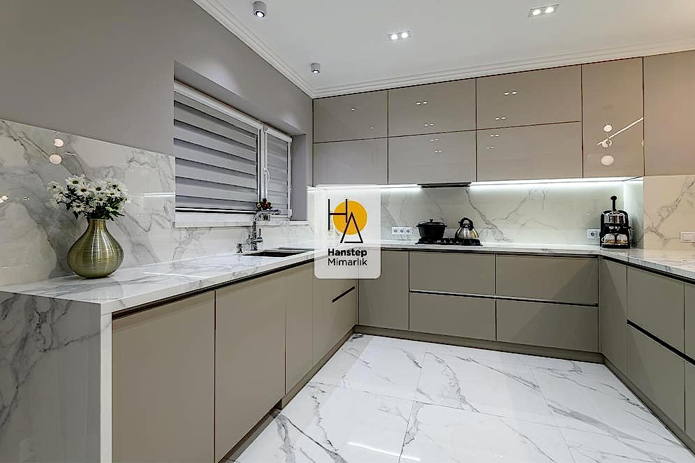 Bağdat Caddesi´nde Modern Mutfak Yenileme